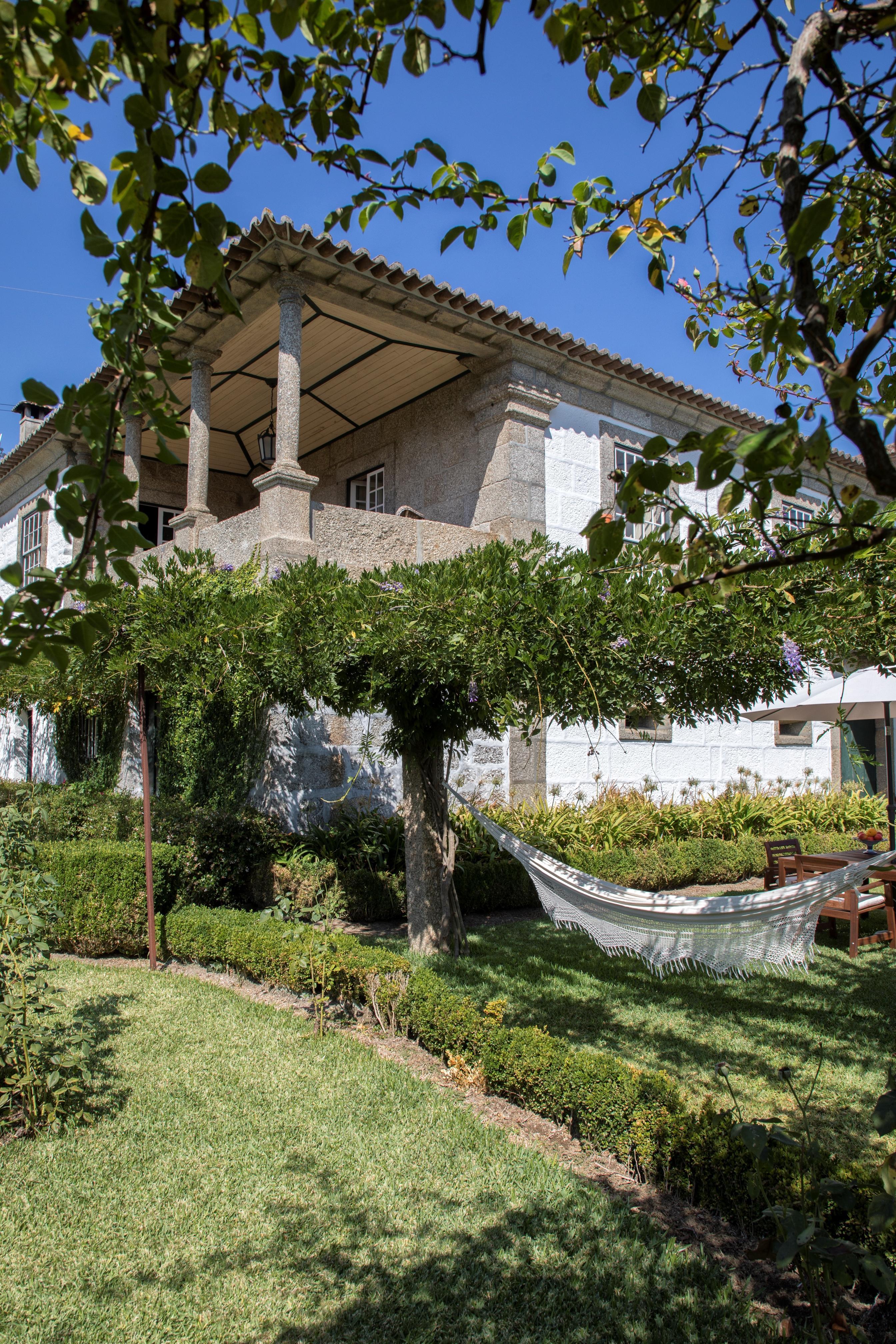 ギマランイス Casa Do Ribeiro Bed & Breakfast エクステリア 写真